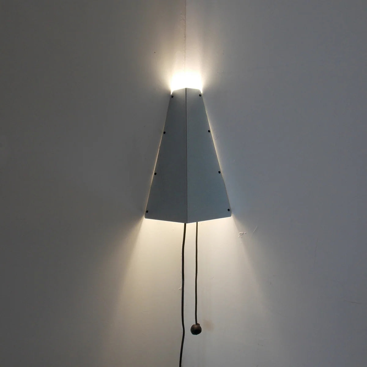 Corner Lamp